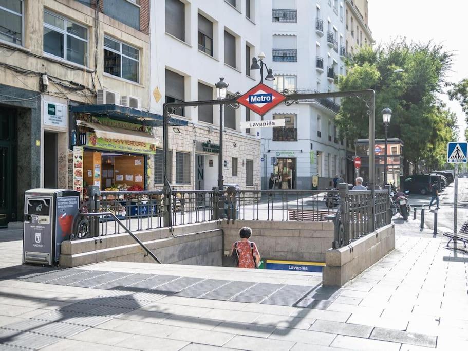 Appartamento Apartamento A 2 Minutos De Lavapies, Madrid Esterno foto