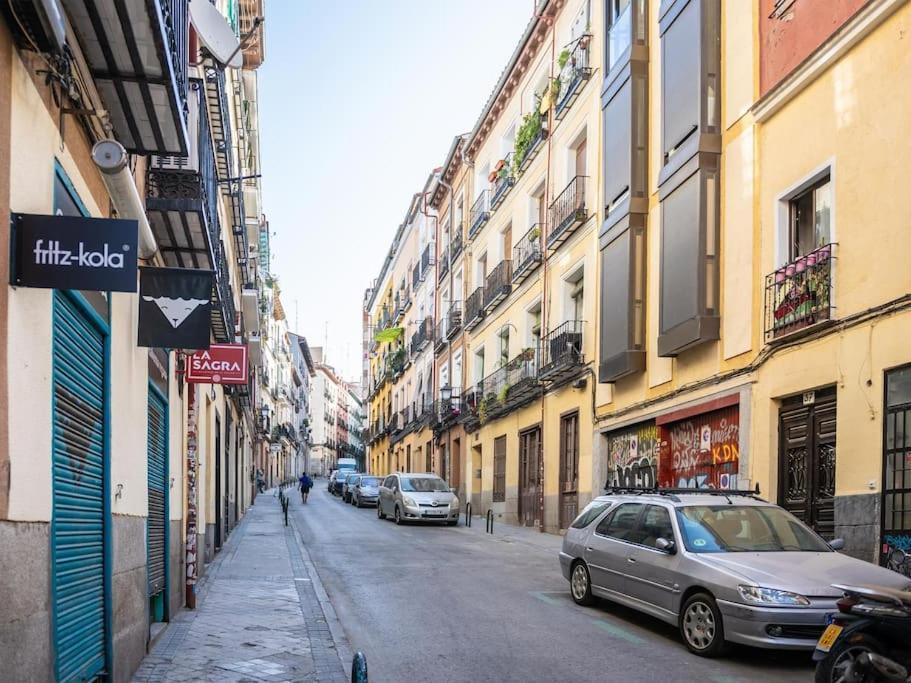 Appartamento Apartamento A 2 Minutos De Lavapies, Madrid Esterno foto