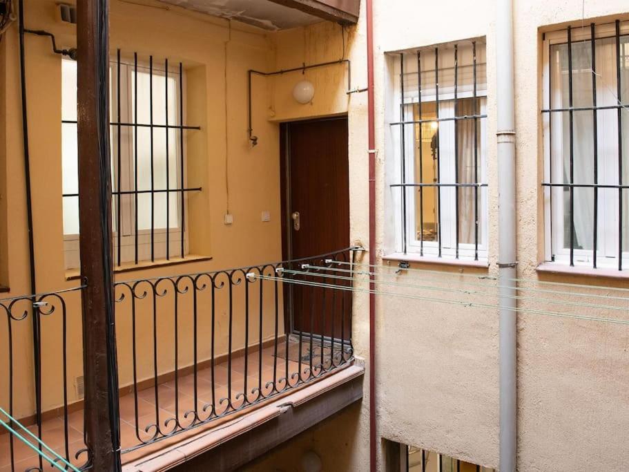 Appartamento Apartamento A 2 Minutos De Lavapies, Madrid Esterno foto