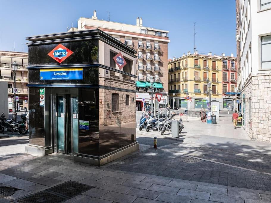 Appartamento Apartamento A 2 Minutos De Lavapies, Madrid Esterno foto
