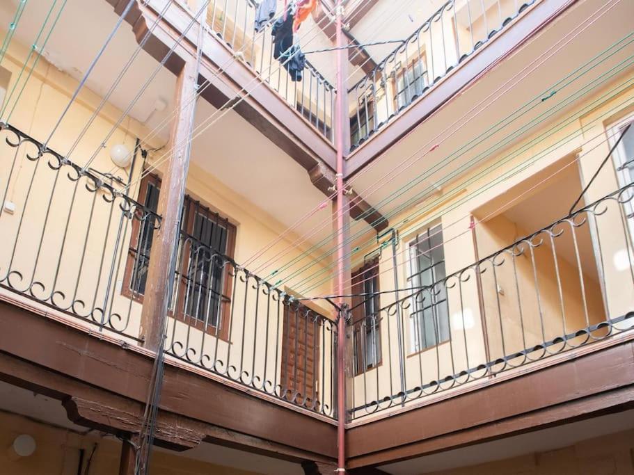 Appartamento Apartamento A 2 Minutos De Lavapies, Madrid Esterno foto