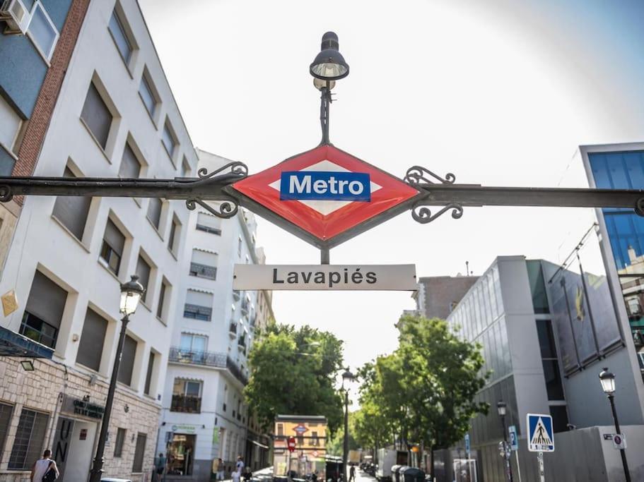 Appartamento Apartamento A 2 Minutos De Lavapies, Madrid Esterno foto